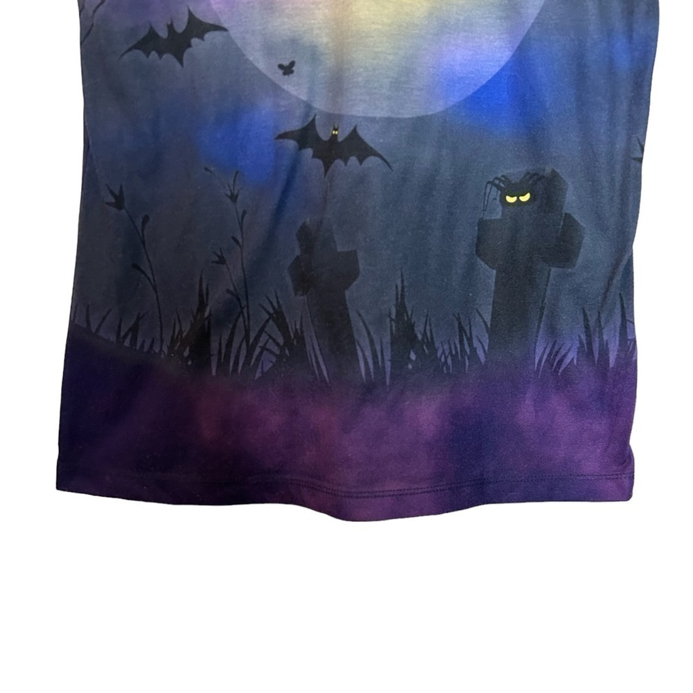 Halloween Bride & Groom Skeleton Couple Full Moon & Graveyard Tee Shirt - Picture 6 of 10